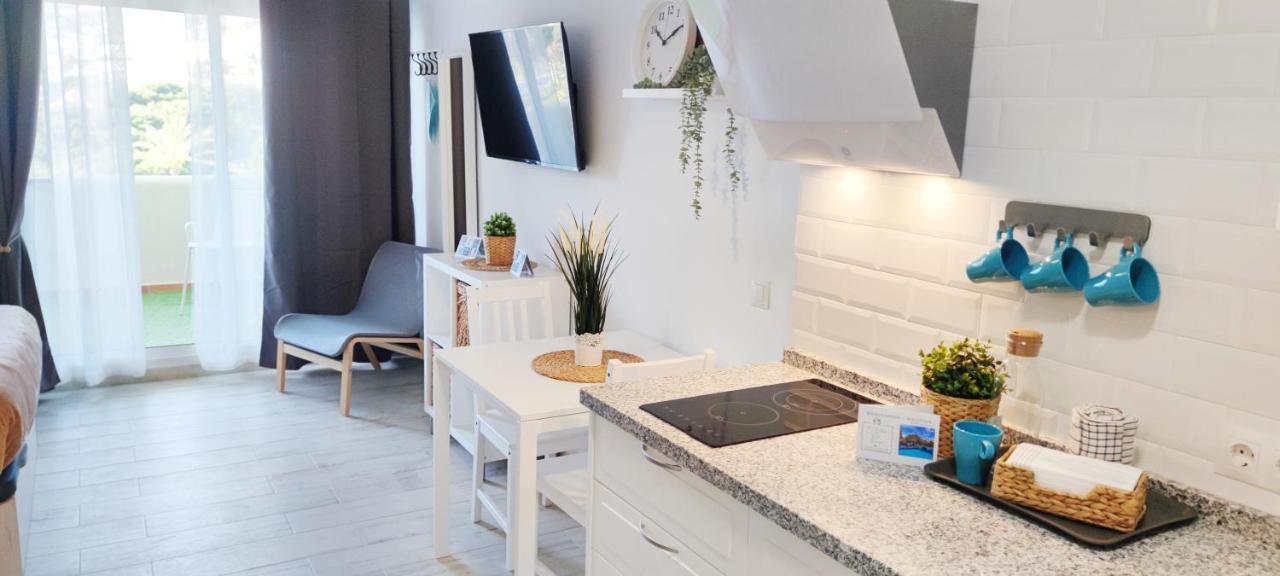 El Estudio De La Playa Benalbeach Holidays Paradise Benalmádena Eksteriør bilde