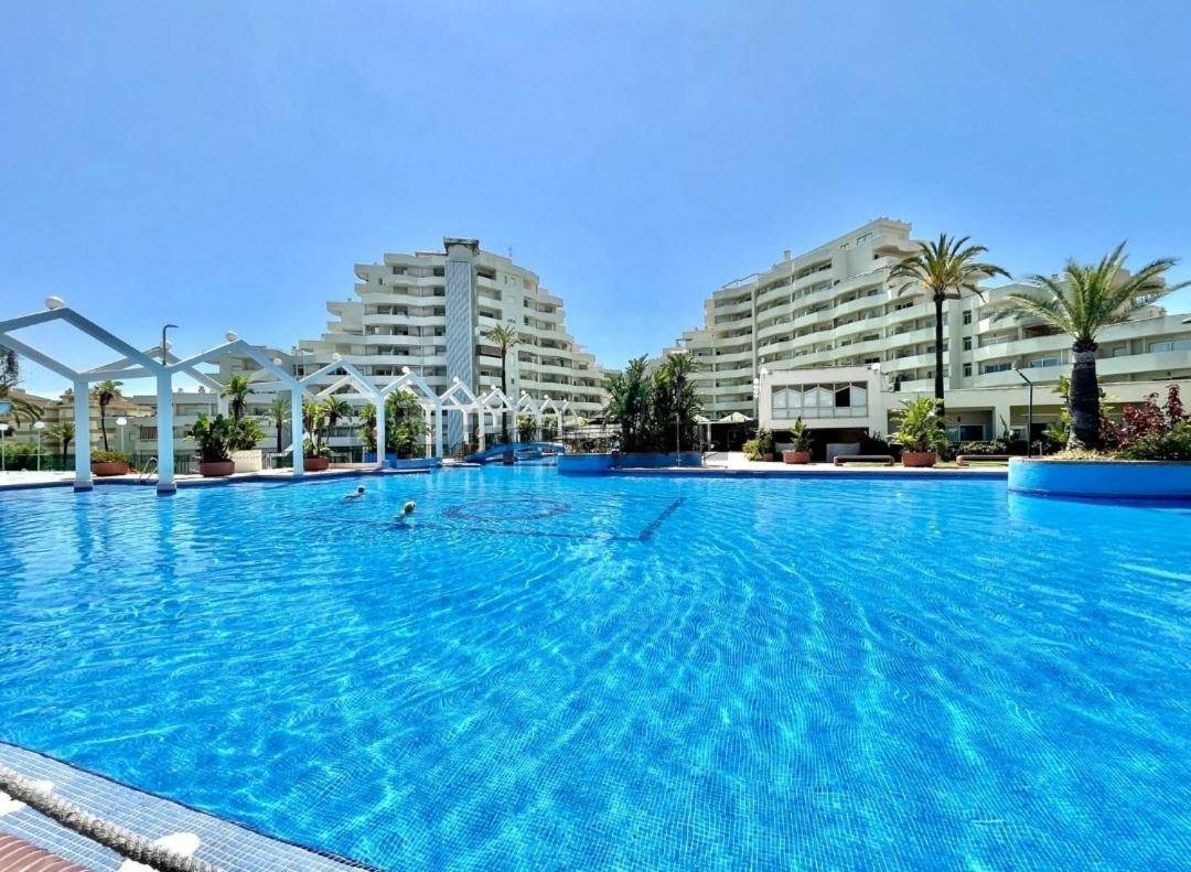 El Estudio De La Playa Benalbeach Holidays Paradise Benalmádena Eksteriør bilde