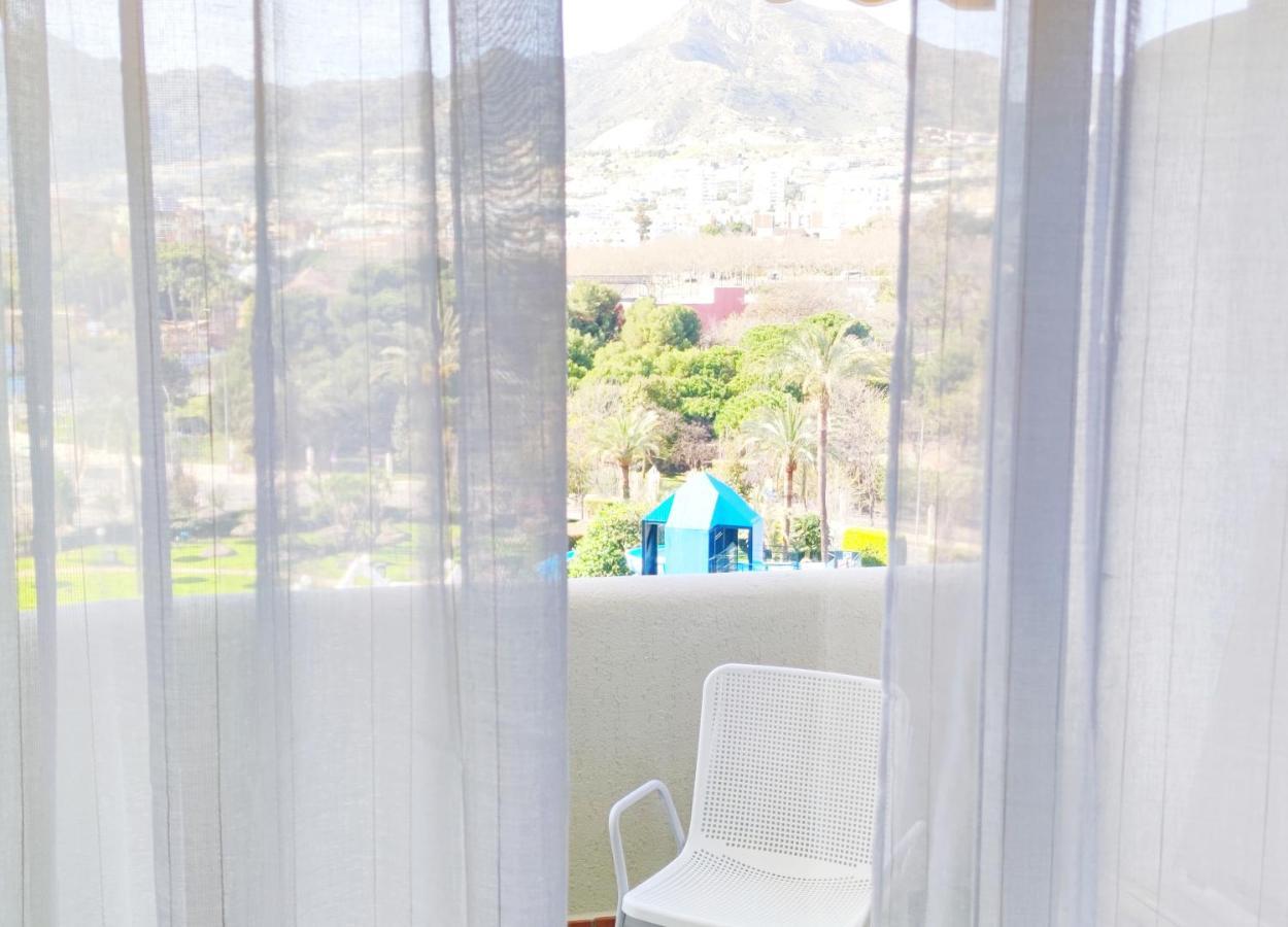 El Estudio De La Playa Benalbeach Holidays Paradise Benalmádena Eksteriør bilde
