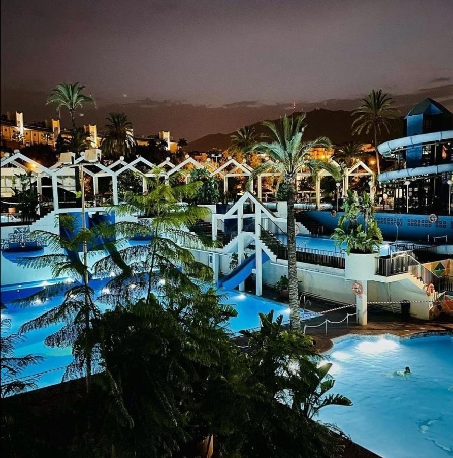 El Estudio De La Playa Benalbeach Holidays Paradise Benalmádena Eksteriør bilde