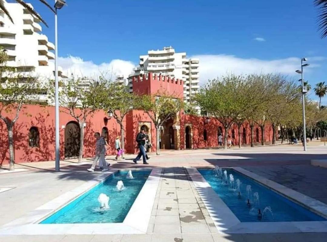 El Estudio De La Playa Benalbeach Holidays Paradise Benalmádena Eksteriør bilde