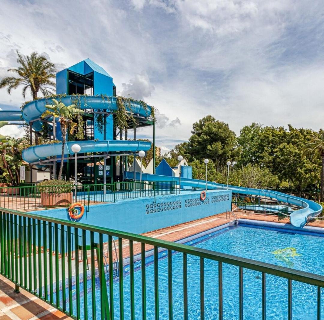 El Estudio De La Playa Benalbeach Holidays Paradise Benalmádena Eksteriør bilde